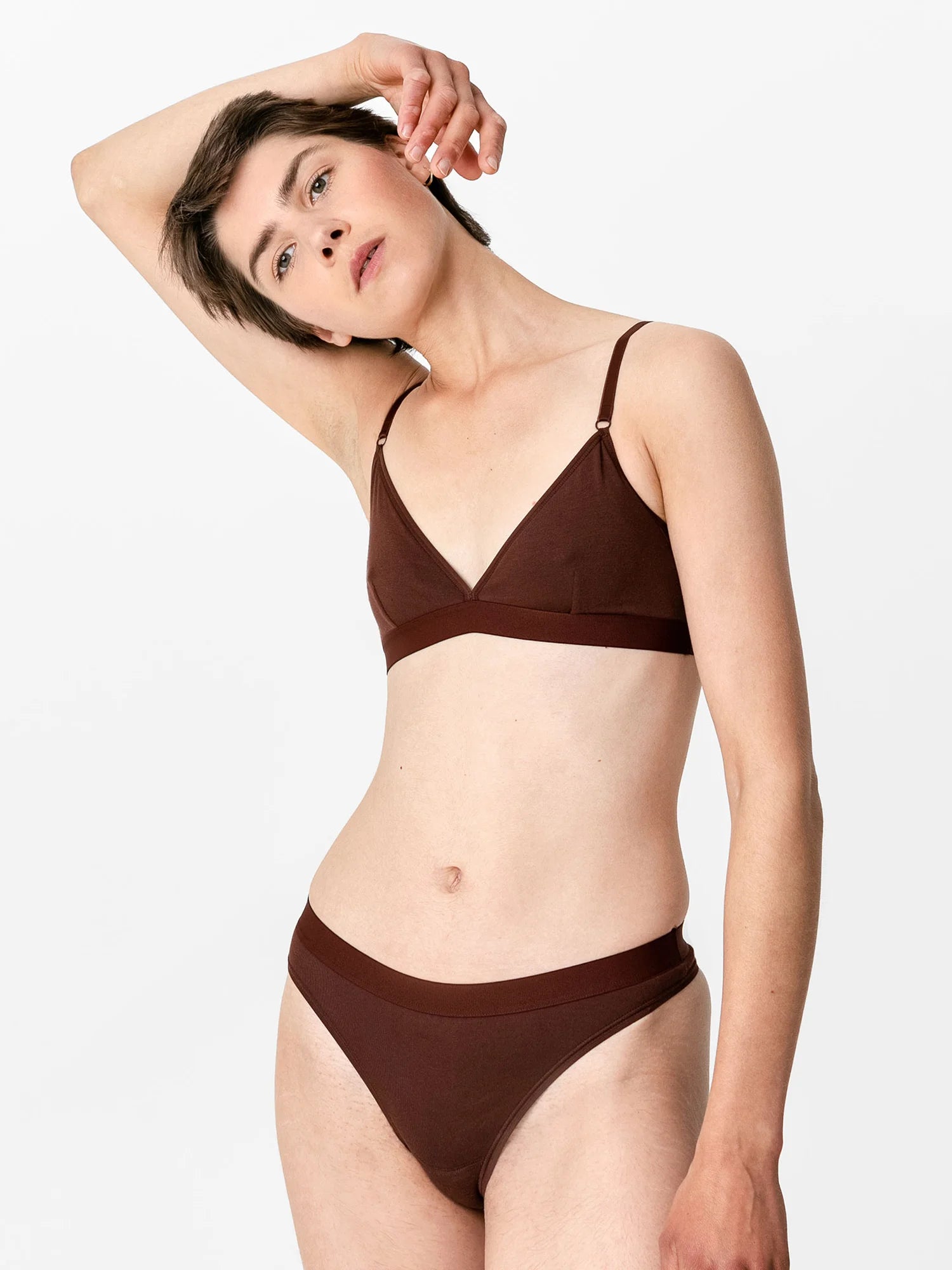 Unser Model Helen ist 1,80 m groß und trägt Marie in der Größe 38