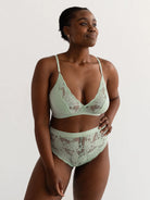 TENCEL™ Modal Micro und Spitze aus teilw. recyceltem Polaymid