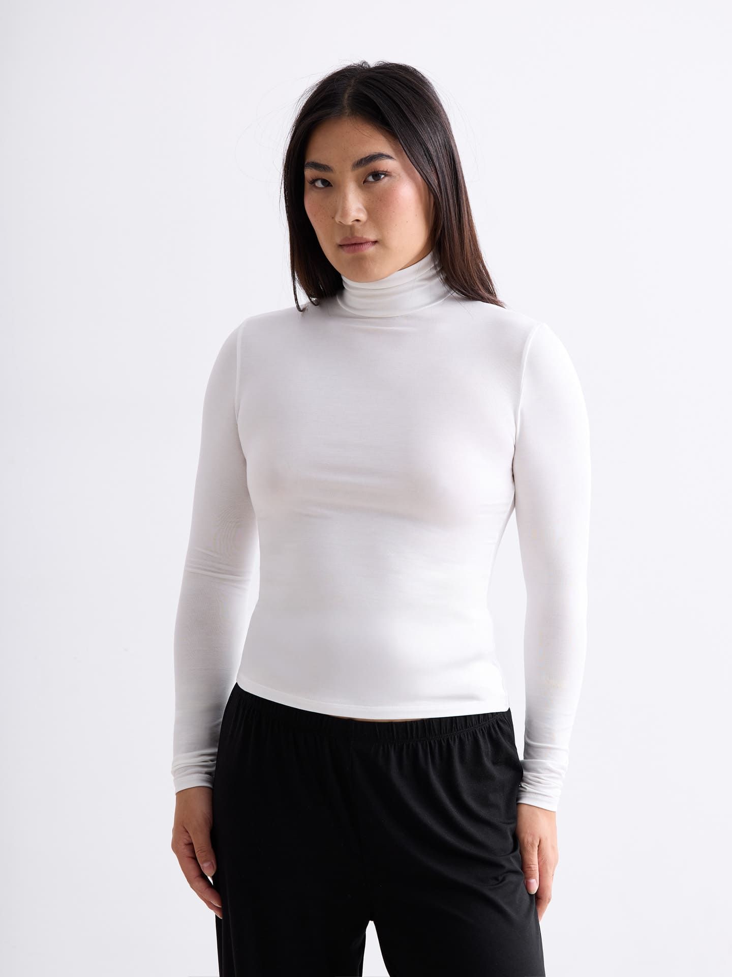 Light Touch Turtleneck Longsleeve ecru 46