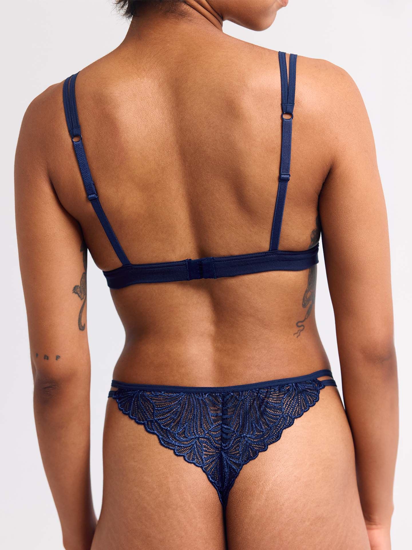 Fluid Lace Cut-Out Bralette mitternachtblau 40