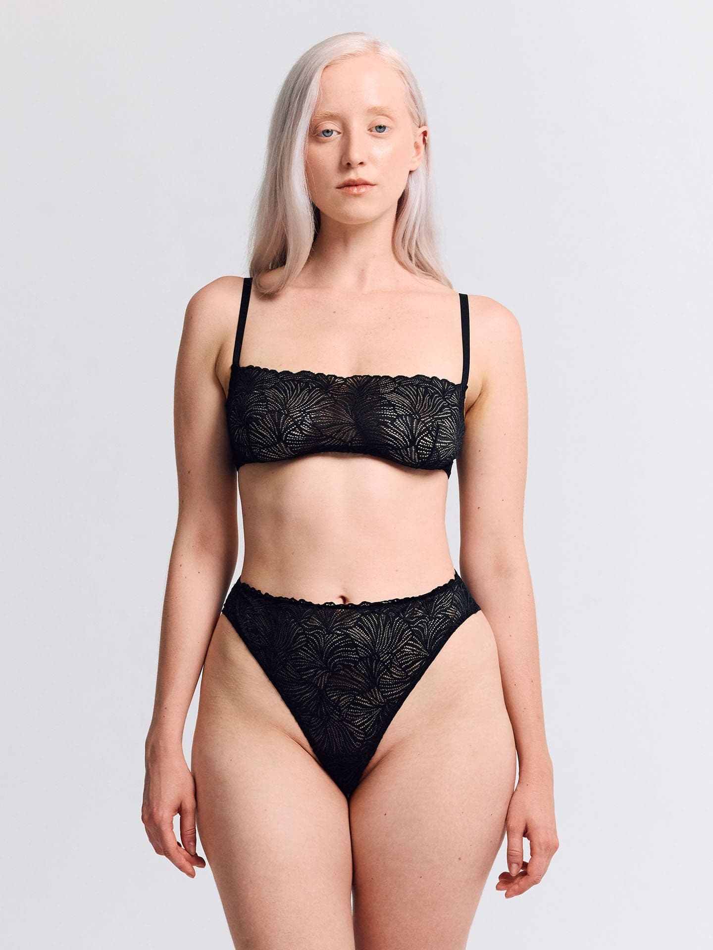 Fluid Lace Bandeau Bralette schwarz 38