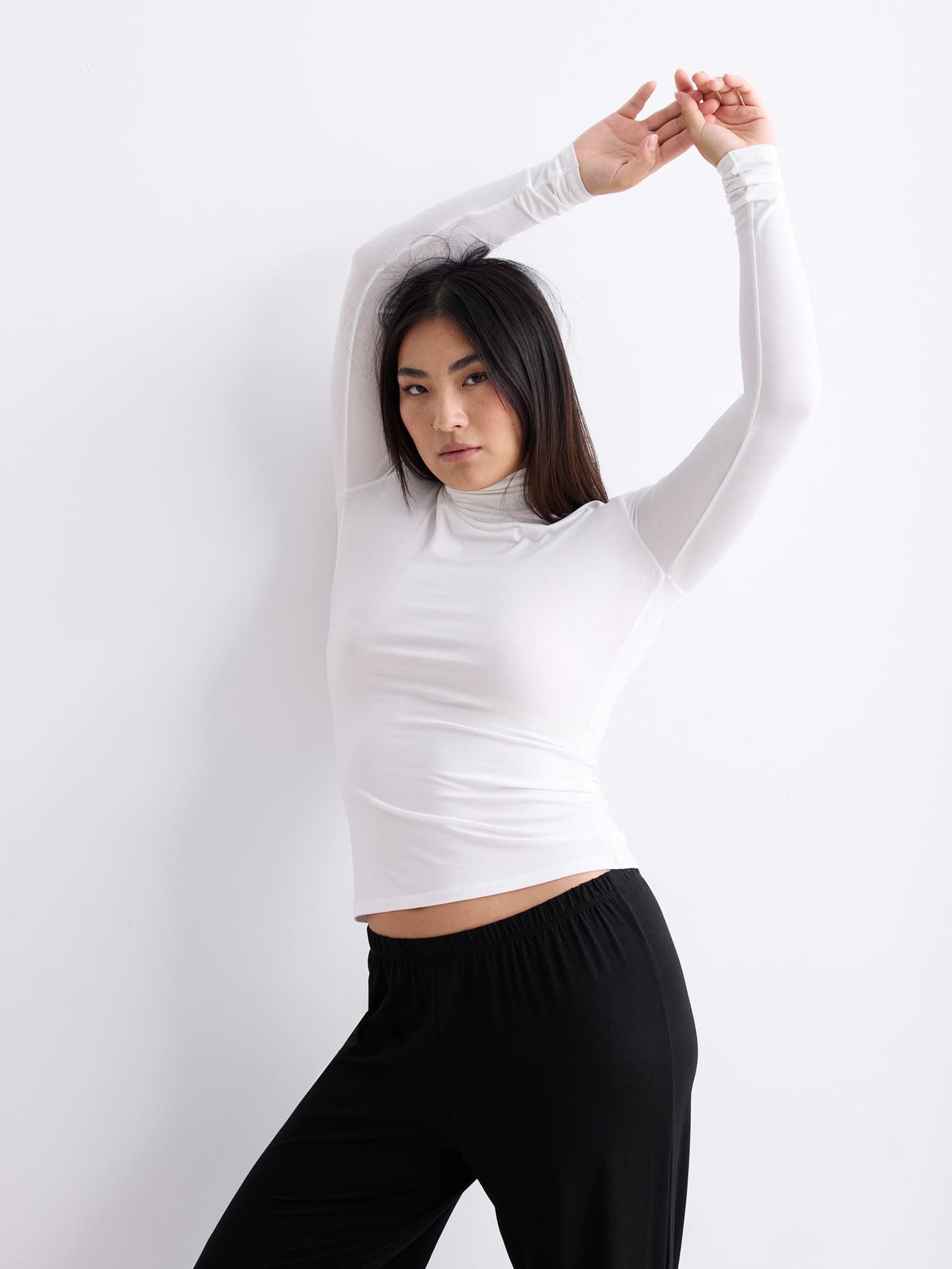 Light Touch Turtleneck Longsleeve ecru 46