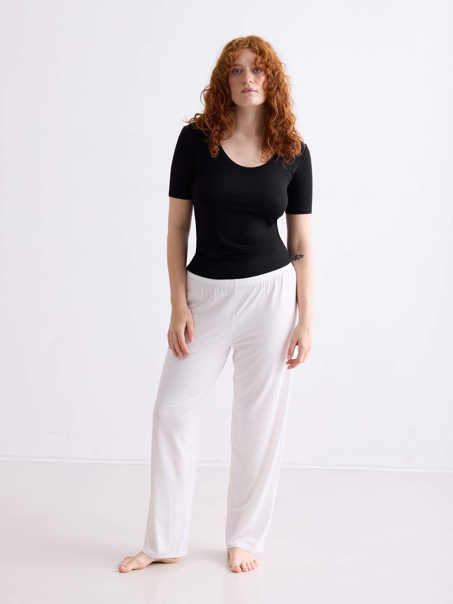 Light Touch Ballet Neck T-Shirt black 46