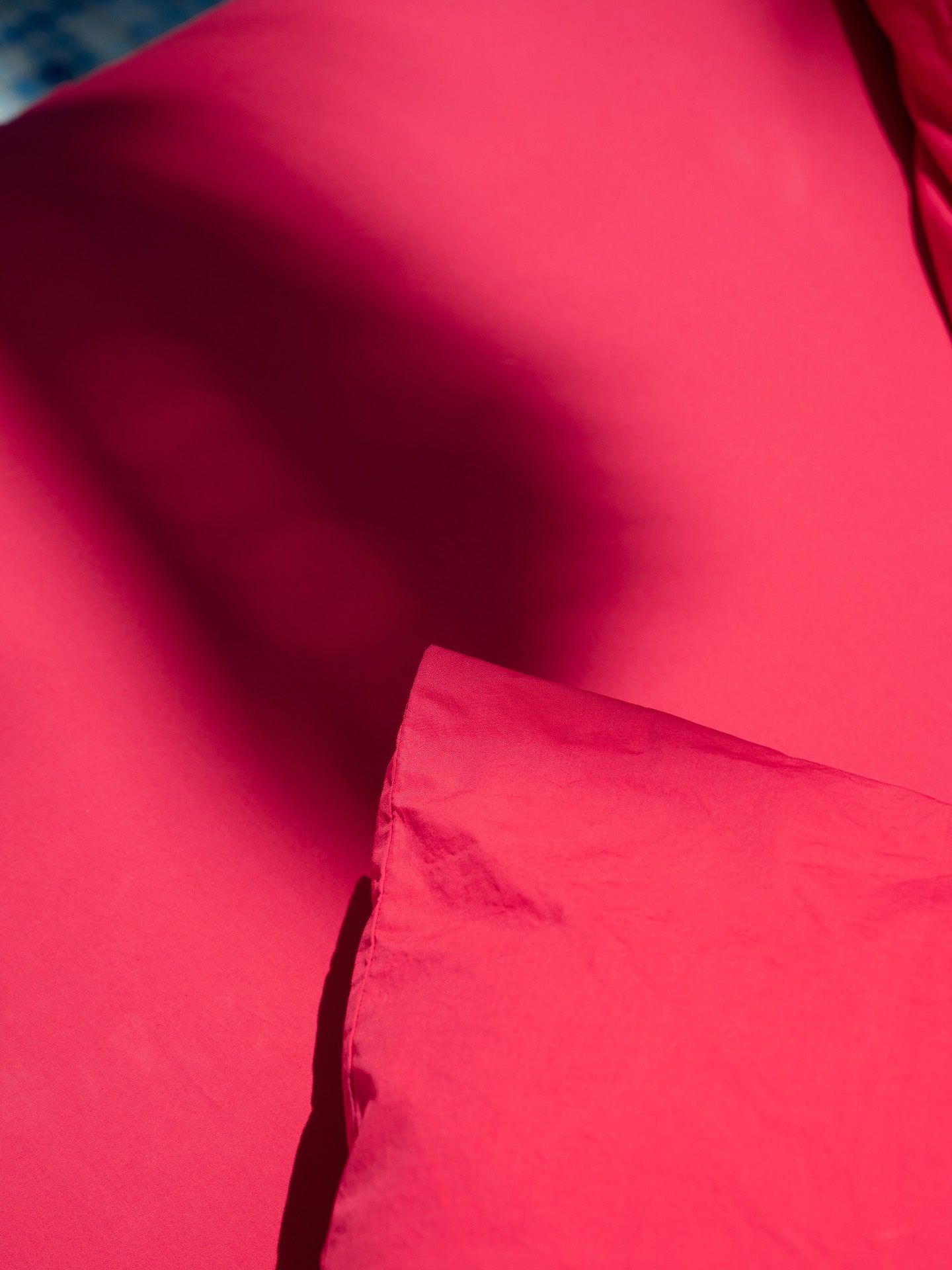Cotton Select fitted sheet hot pink 140x200