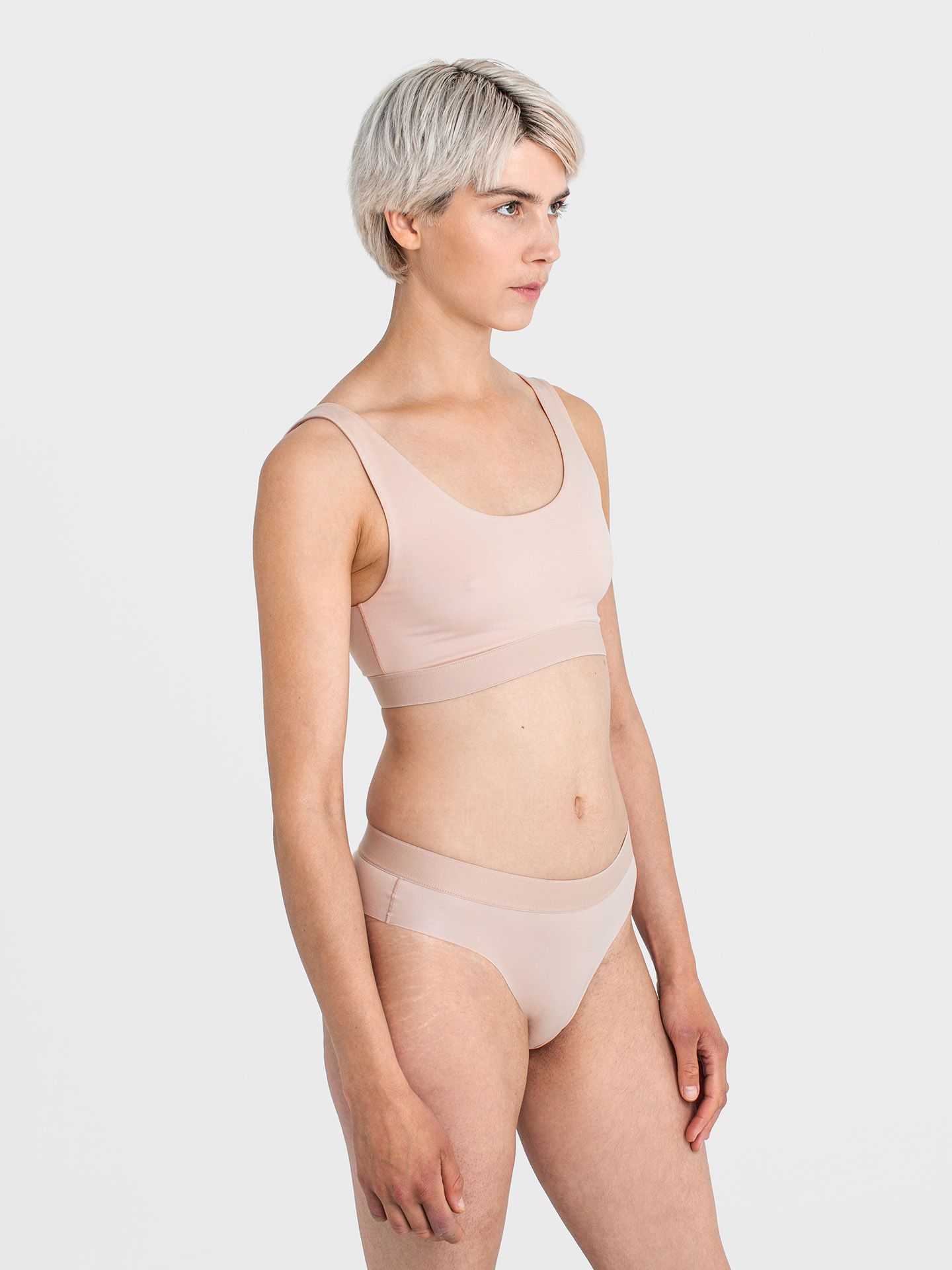 Smooth Seam Bustier ton