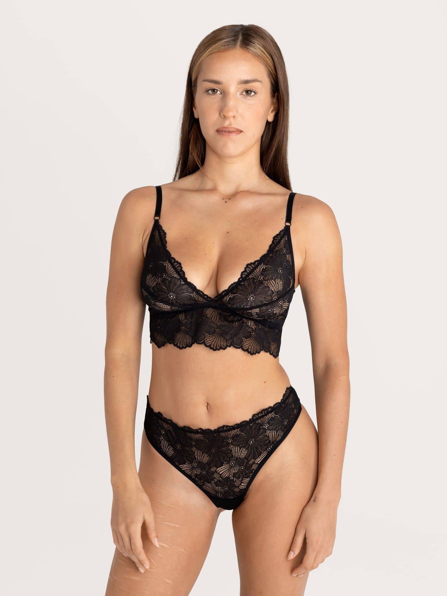 Classy Lace String schwarz 1