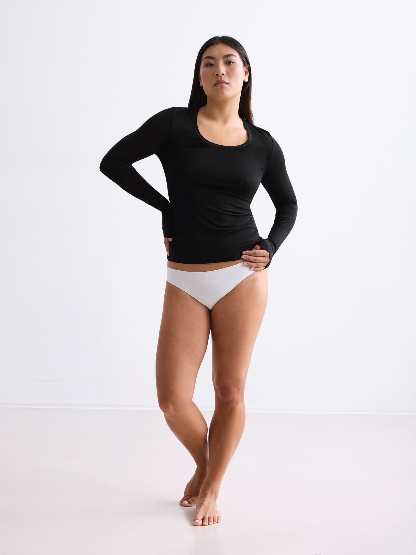 Light Touch tiefausgeschnittenes Langarmshirt schwarz 3