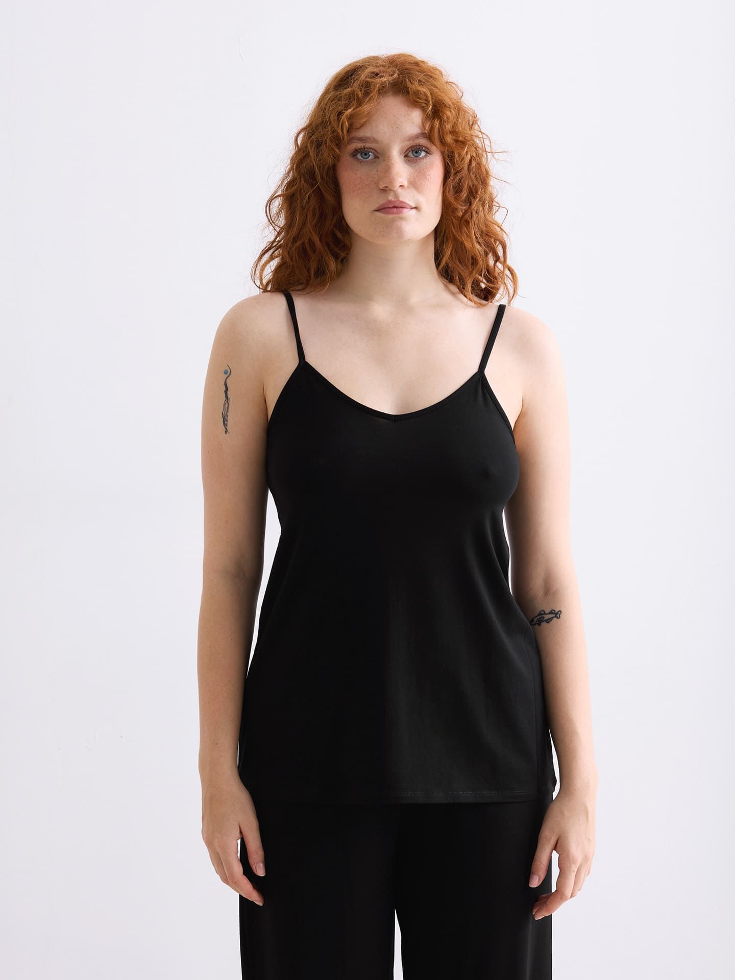 Light Touch Camisole schwarz 1
