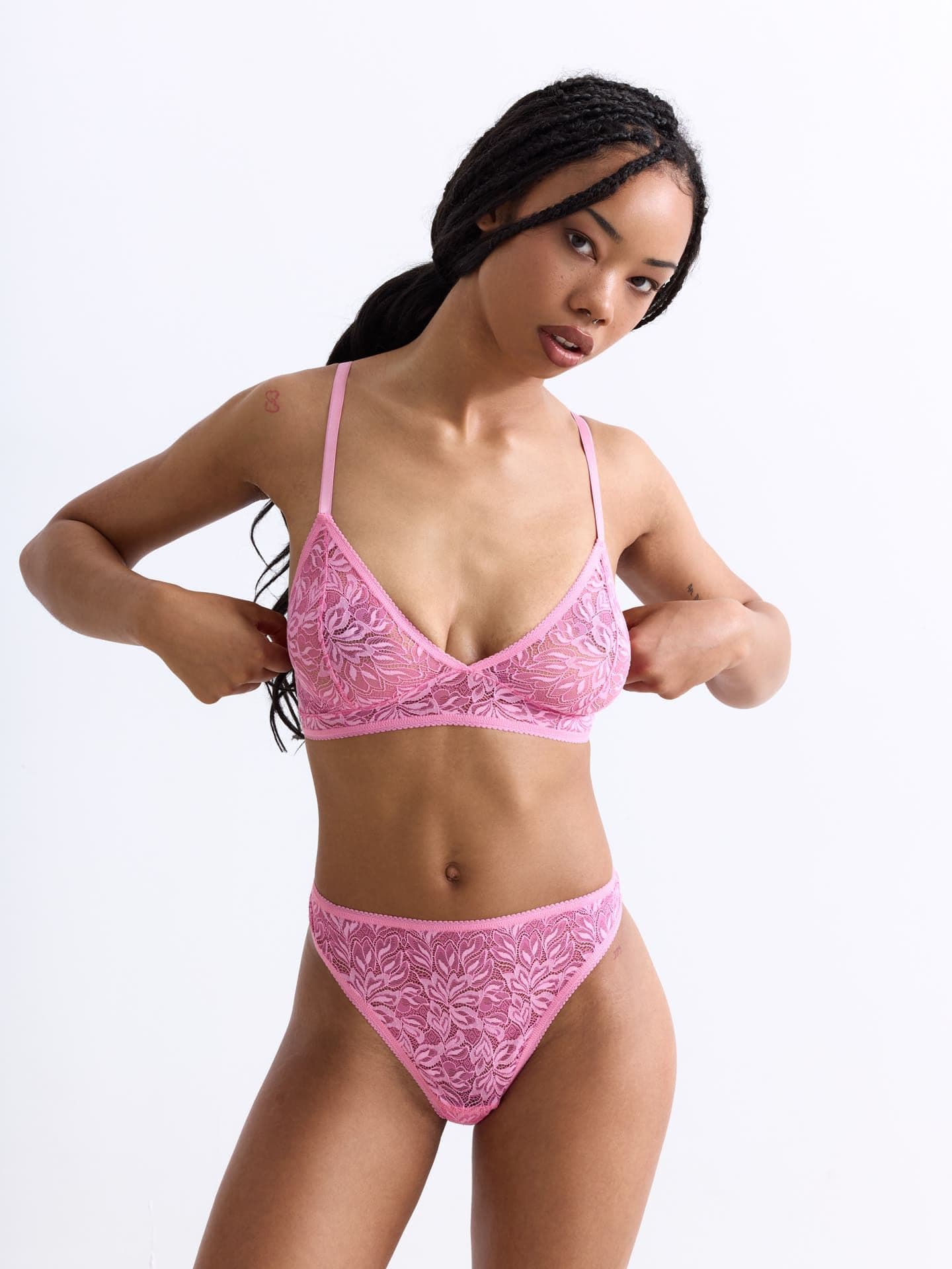 Iconic Lace Triangel BH bubblegum 3